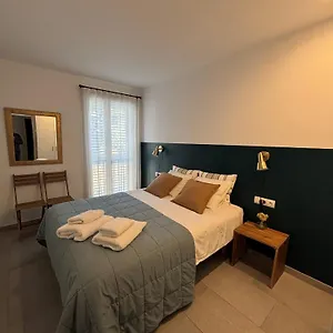 Nuevo En El Centro Con Garaje Cadaqués